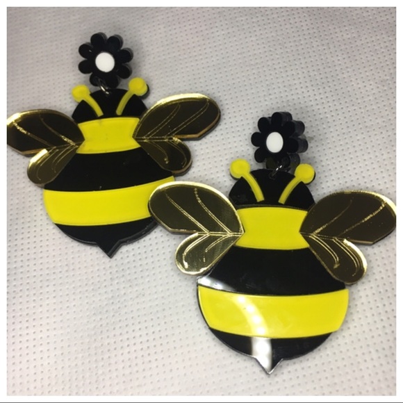Lucite Metallic Bumblebee Earrings - Picture 3 of 3